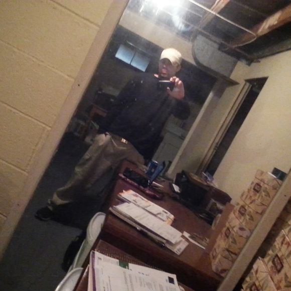 Meet your Posher, Brett - Picture 1 of 1